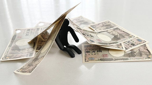 一万円札に潰される。大村市で借金返済の無料相談をする